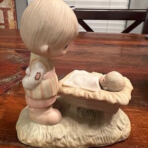 Jonathan & David Figurine - Come Let Us Adore Him